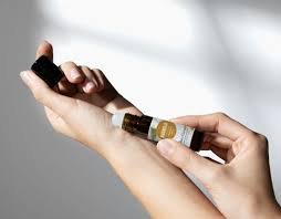 In-Home Aromatherapy: Professional Blends by Licensed Hands